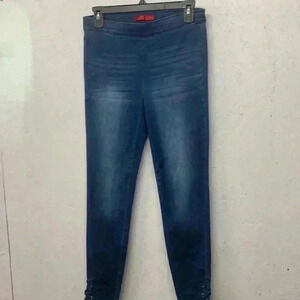 Jennifer Lopez skinny jeans